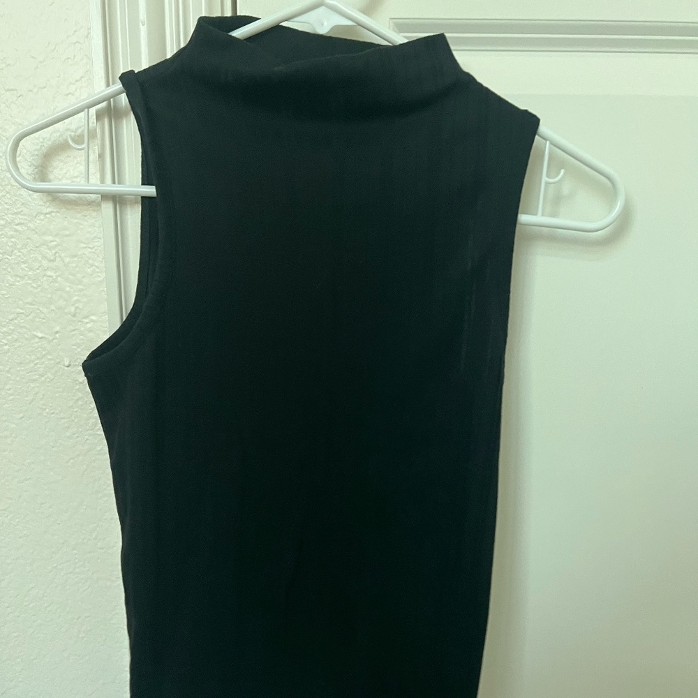 Black Harper Canyon turtleneck tank top